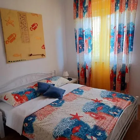 Lägenhet Apartman Ljube Novi Vinodolski