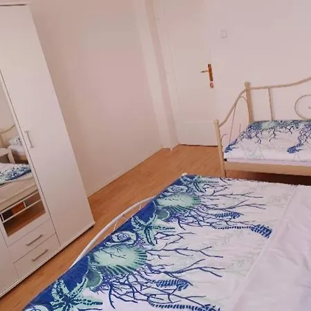 Lägenhet Apartman Ljube Novi Vinodolski