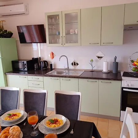 Lägenhet Apartman Ljube *